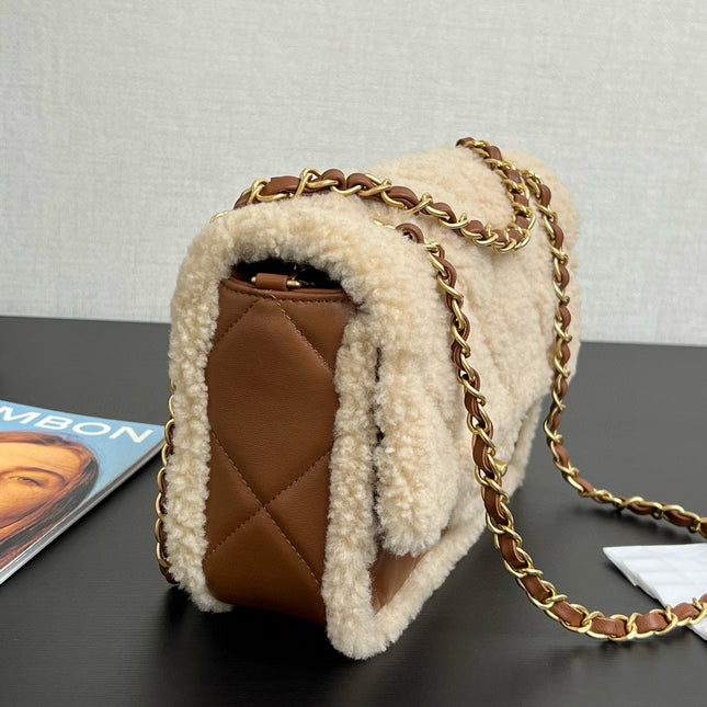 CC 24K TEDDY WOOL BAG LAMBSKIN IN BROWN