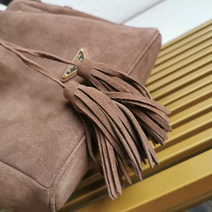 PRA BUCKET BAG 21 IN BROWN SUEDE