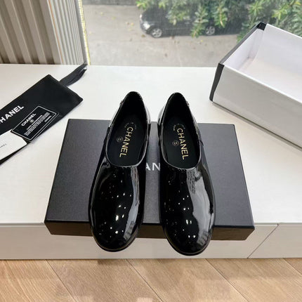 CC MOCCASINS BLACK PATENT CALFSKIN GHW