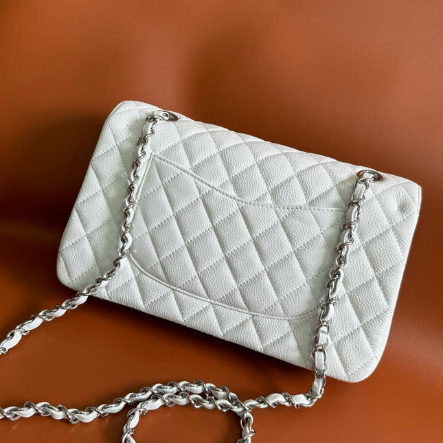 FLAP BAG 25 IN WHITE CAVIAR LAMBSKIN SILVER HARDWARE