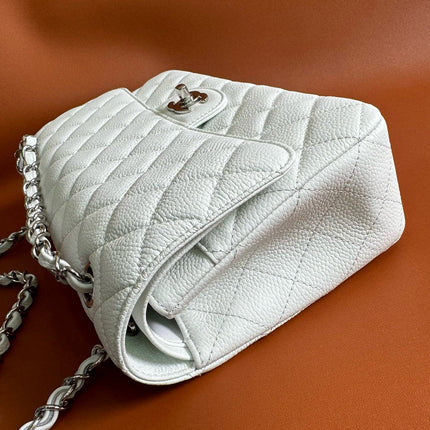 FLAP BAG 25 IN WHITE CAVIAR LAMBSKIN SILVER HARDWARE