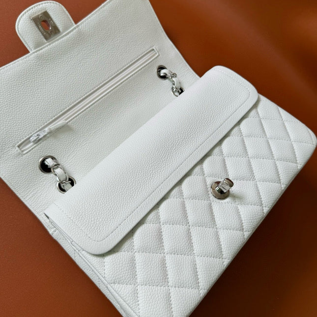 FLAP BAG 25 IN WHITE CAVIAR LAMBSKIN SILVER HARDWARE