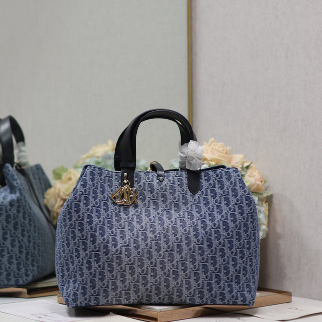 LARGE TOUJOURS 37 BLUE DENIM OBLIQUE JACQUARD