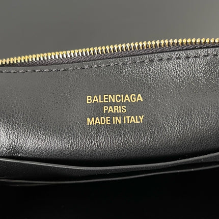 RODEO 22 IN BLACK CALFSKIN GOLD HARDWARE