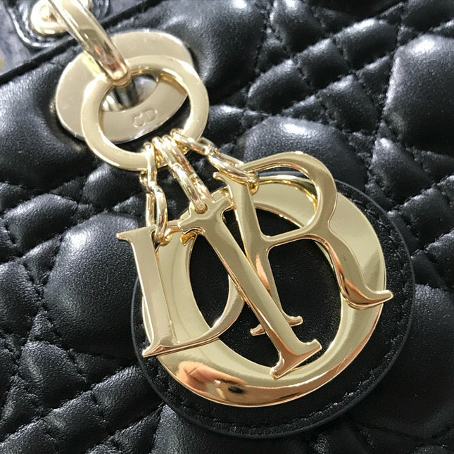 LARGE 32 LADY BAG IN BLACK LAMBSKIN WITH GOLD HARDWARE