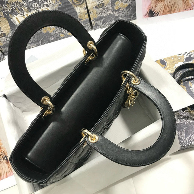 LARGE 32 LADY BAG IN BLACK LAMBSKIN WITH GOLD HARDWARE