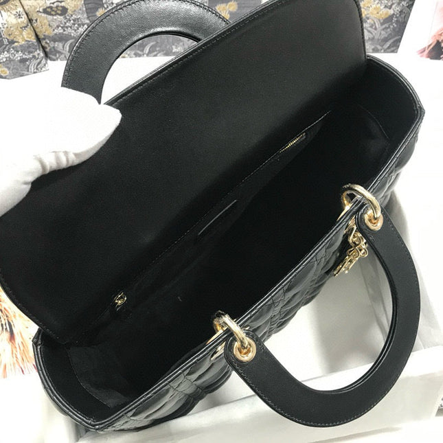 LARGE 32 LADY BAG IN BLACK LAMBSKIN WITH GOLD HARDWARE