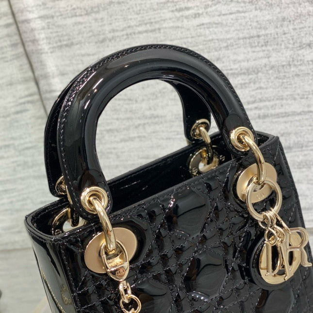 MINI 17 LADY BAG IN BLACK PATENT CALFSKIN