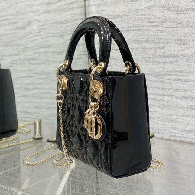 MINI 17 LADY BAG IN BLACK PATENT CALFSKIN