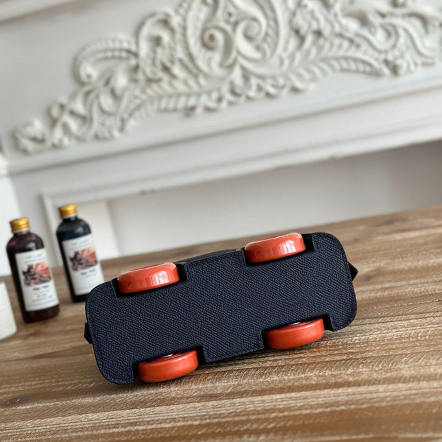 MINI BODIE ON WHEELS 20 IN DARK BLUE EPSOM LEATHER