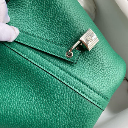 PICOTIN LOCK 18 EMERALD TOGO GOLD HARDWARE