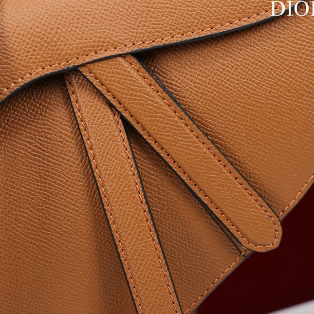 SADDLE BAG 25 WITH STRAP GOLD GRAINED CALFSKIN GHW