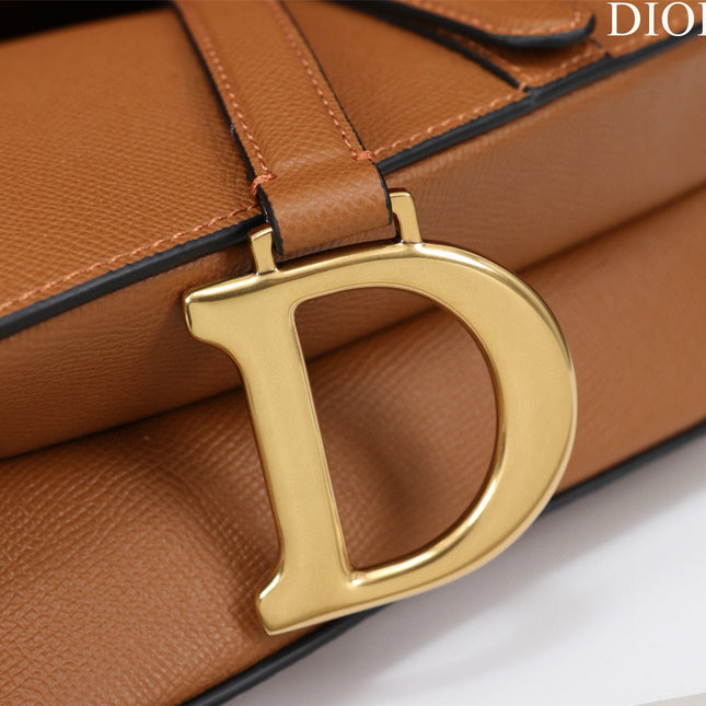 SADDLE BAG 25 WITH STRAP GOLD GRAINED CALFSKIN GHW