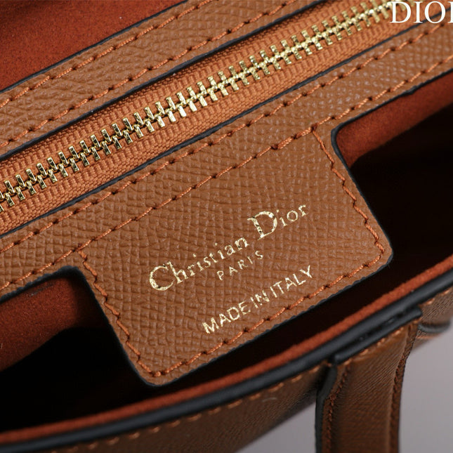 SADDLE BAG 25 WITH STRAP GOLD GRAINED CALFSKIN GHW