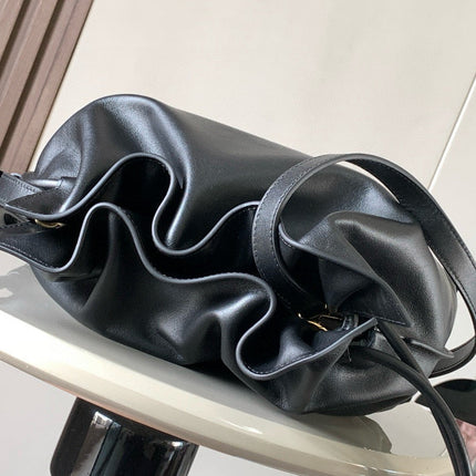 LOE MEDIUM 30 FLAMENCO KNOT IN BLACK LAMBSKIN GLOGO