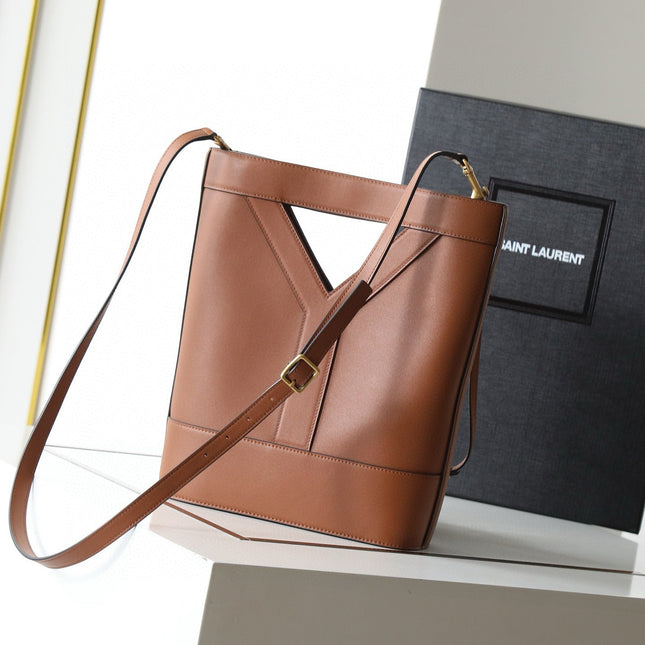 YSL Y BUCKET BAG 30 IN BROWN CALFSKIN