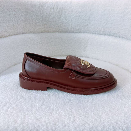 CC QUILTED FLAP LOAFERS IN BURGUNDY RED CALFSKIN GOLD HARDWARE