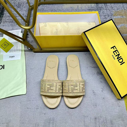 FF SLIDE SANDALS IN BEIGE WOVEN RAFFIA