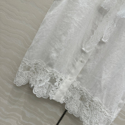 SLEEVELESS BLOUSE IN WHITE LINEN LACE TRIM AND NECK TIE