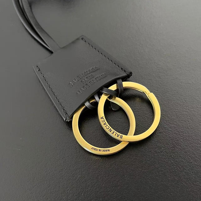 RODEO SHOULDER BAG 22 IN BLACK CALFSKIN GOLD HARDWARE