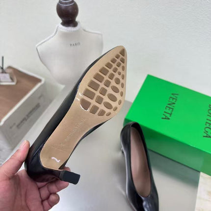 HIGH PUMP IN BLACK SHINY CALFSKIN