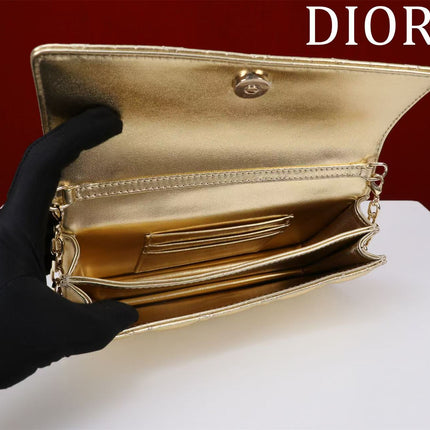 CD BAG 21 IN GOLD CALFSKIN WITH GOLD HARDWARE