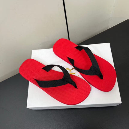 THE ROW THICK-SOLED FLIP FLOPS IN RED RUBBER