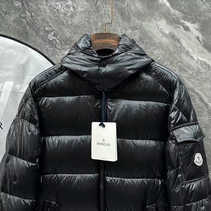 MONCLER PUFFER JACKET IN BLACK