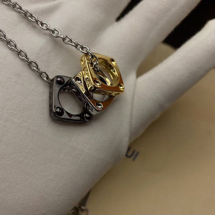 LV MONOGRAM BOLD NECKLACE