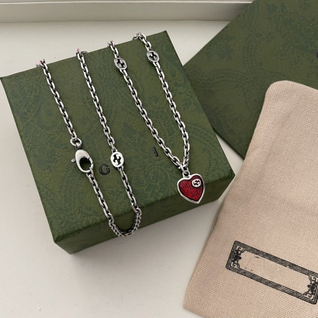 GG HEARTS STERLING SILVER RED ENAMEL PENDANT NECKLACE