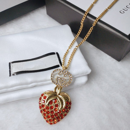 GG RED DIAMOND STRAWBERRY NECKLACE