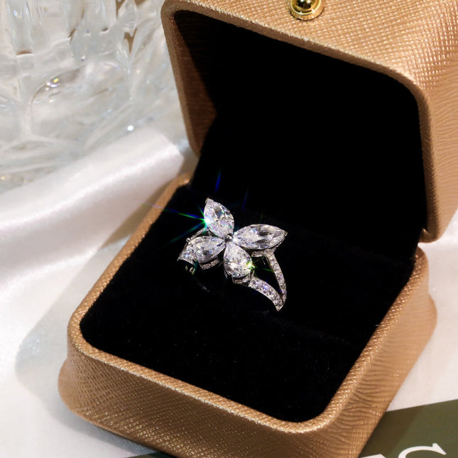 BUTTERFLY CLASSIC SILVER DIAMOND RING