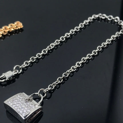 H BRACELET LOCK