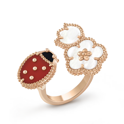 LUCKY SPRING 3 MOTIF PINK GOLD RING