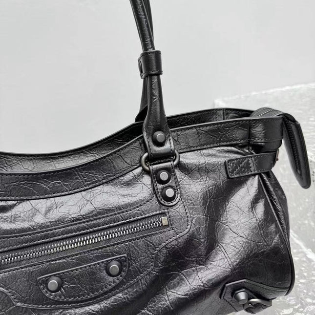 NEO CAGOLE 32 IN BLACK CALFSKIN BLACK HARDWARE