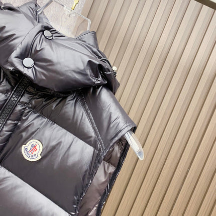 MONCLER SLEEVELESS PUFER JACKET IN BLACK STYLE 10