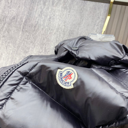 MONCLER SLEEVELESS PUFER JACKET IN BLACK STYLE 10