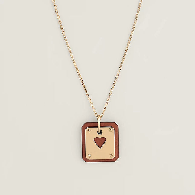 ADC GOLD NECKLACE LEATHER
