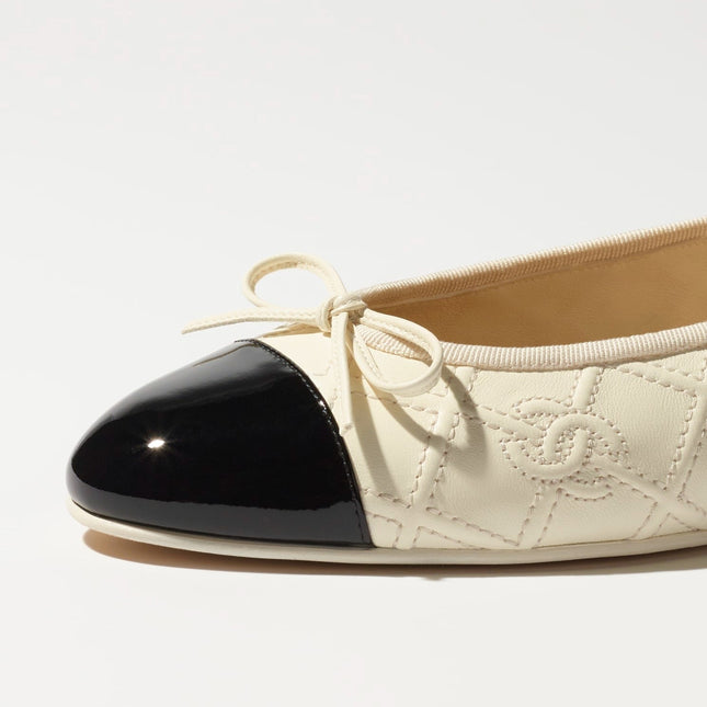 BALLET FLATS IVORY BLACK LAMBSKIN