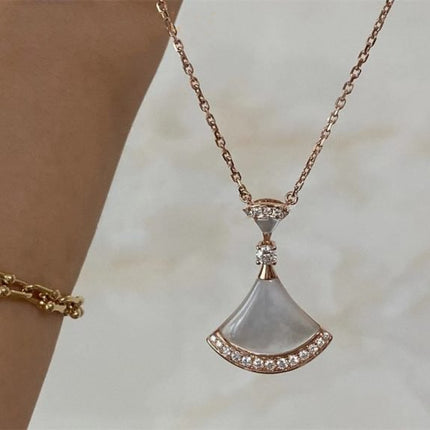 DREAM NECKLACE MOP PINK GOLD DIAMOND