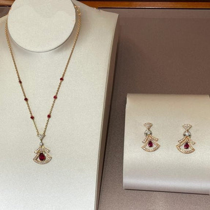 DREAM NECKLACE CARNELIAN DIAMOND PINK GOLD