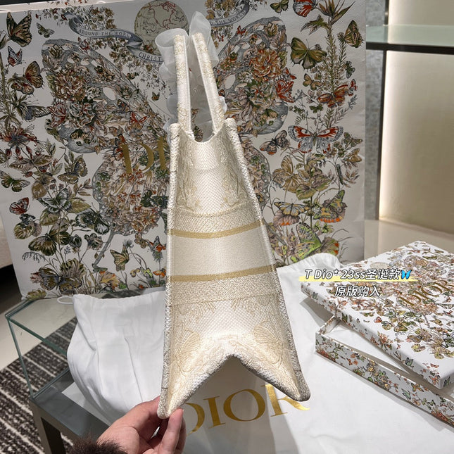 CD BOOK TOTE BAG 36 IN IVORY BEIGE EMBROIDERED CANVAS