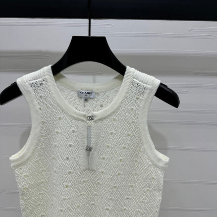 CHANEL SLEEVELESS OPEN-KNIT VEST 274858