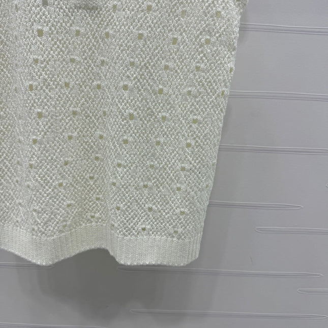 CHANEL SLEEVELESS OPEN-KNIT VEST 274858
