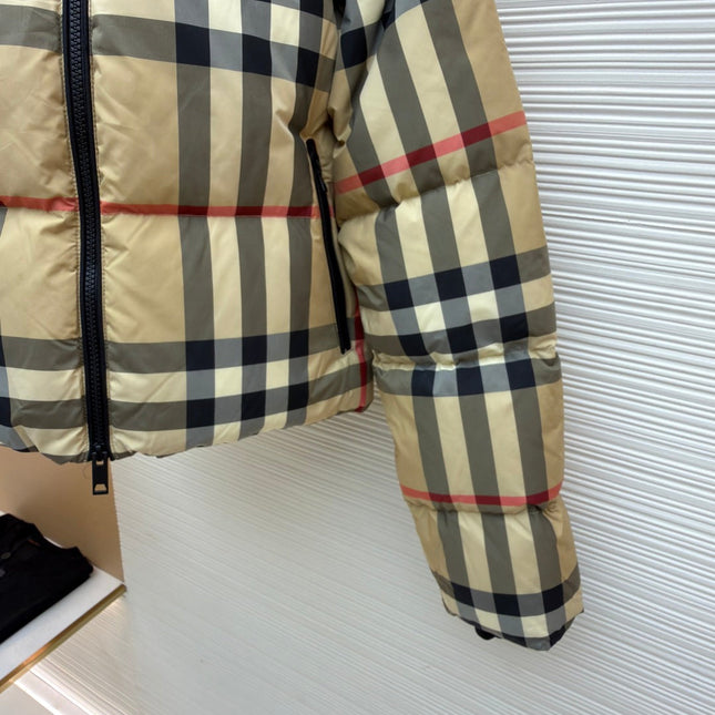 BURBERRY 25S DOWN JACKET 568517