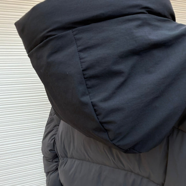 MONCLER 25S DOWN JACKET 218