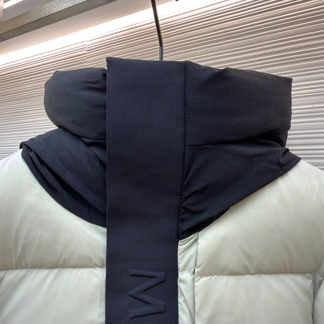 MONCLER 25S DOWN JACKET 216