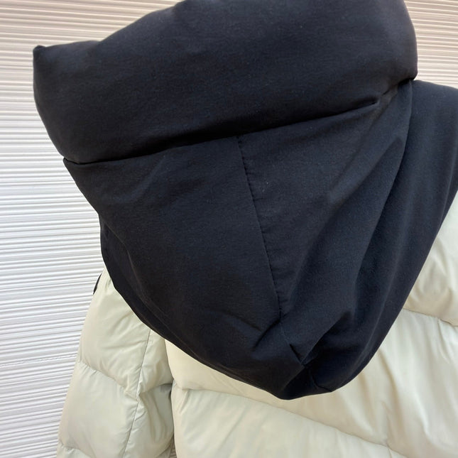 MONCLER 25S DOWN JACKET 216