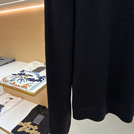 MONCLER 25S LONG-SLEEVE CREW NECK SWEATER 235