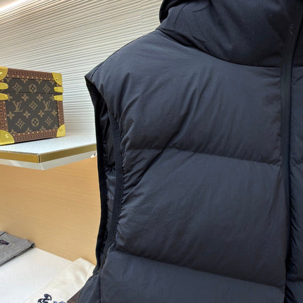 MONCLER DOWN VEST STYLE 318